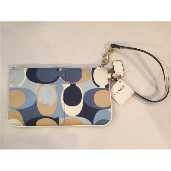 COACH RARE $98 AUTHENTIC BLUE MULTI WRISTLET NWT